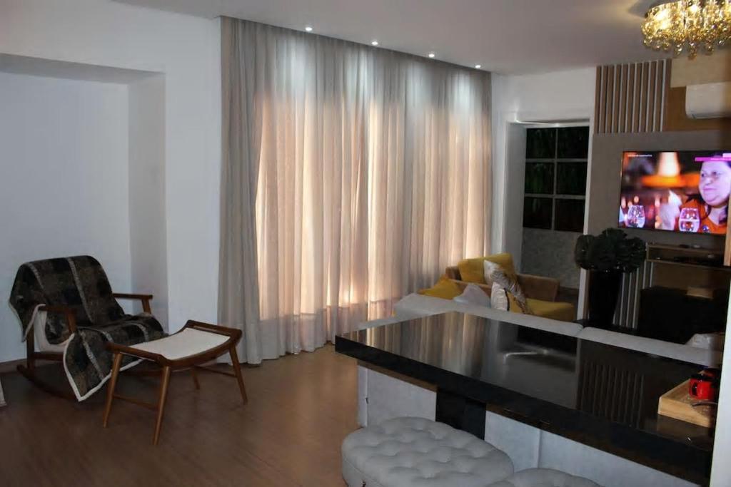 ALTOS 503A - COBERTURA 5 DORMITÓRIOS JUNTO À ALDEIA DO PAPAI NOEL!  ALTOS 503A - COBERTURA 5 DORMITÓRIOS JUNTO À ALDEIA DO PAPAI NOEL!