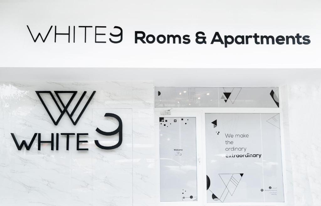 White 9 tanúsítványa, márkajelzése vagy díja
