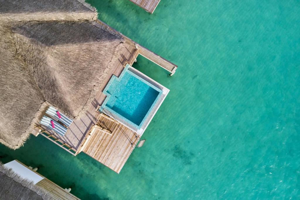 Bazén v ubytování Sun Siyam Iru Veli - 24 Hours Premium All-Inclusive with Free Transfers nebo v jeho okolí