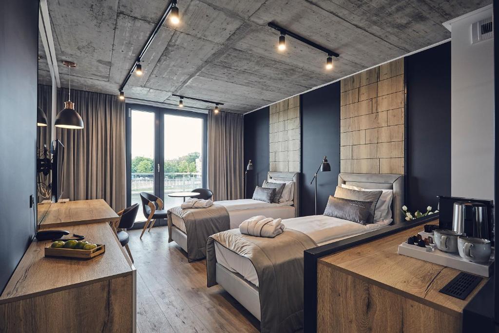 
Superior Twin Room with River View
