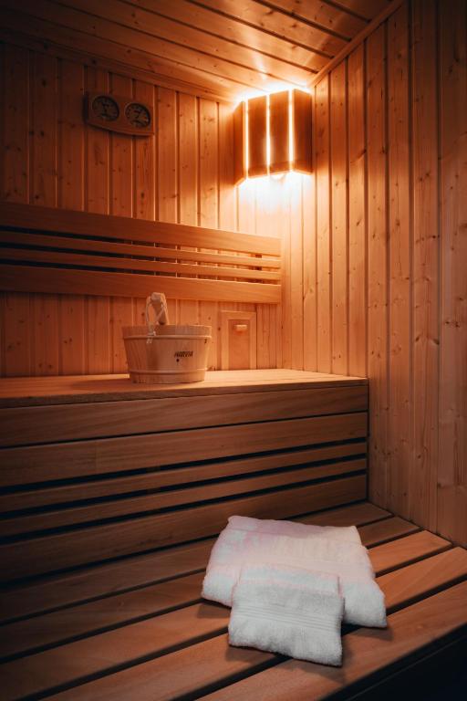 Fotografie z fotogalerie ubytování Luxury Oasis, Sauna, AC and Free Parking v destinaci Brno