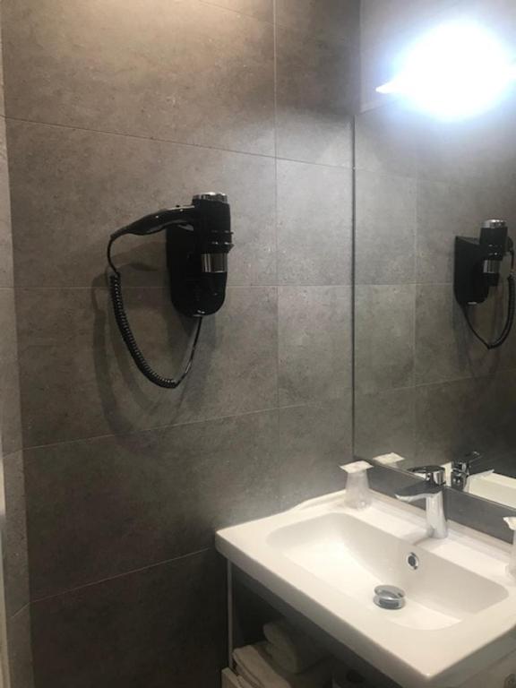 Hotel de Bordeaux - Resim 19