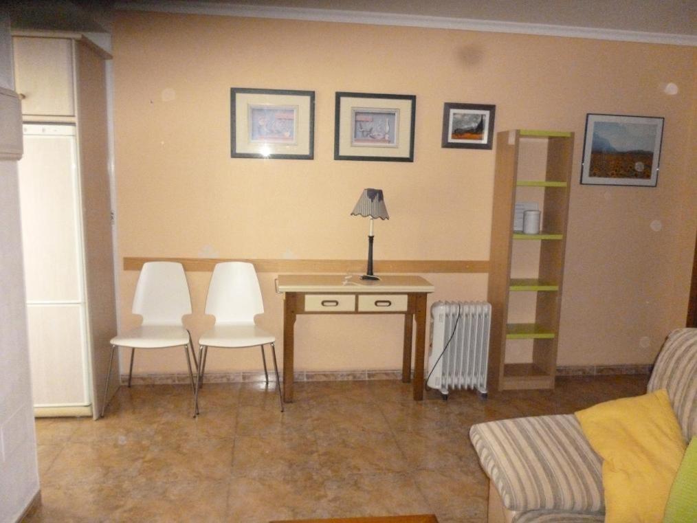 Posezení v ubytování Bahía de Vera Apartamento Mamen