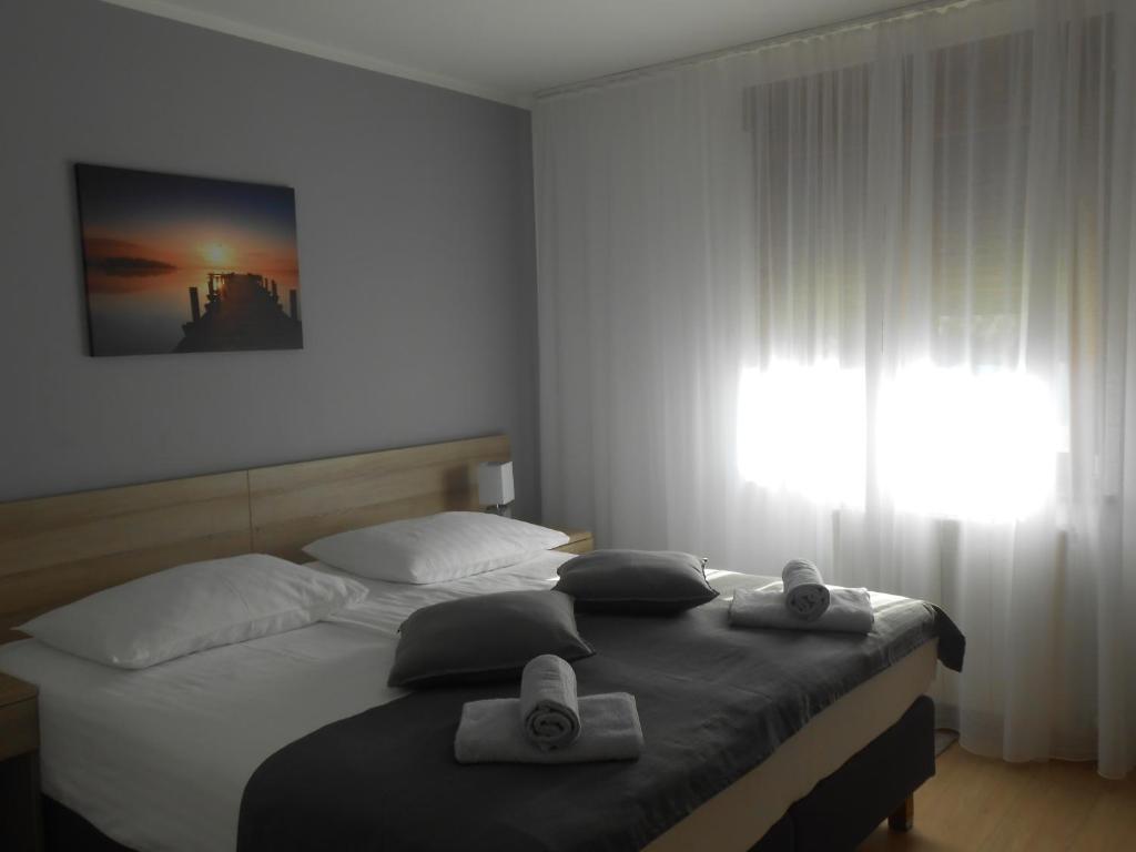 Villa Kristina - Double Room With Garden View