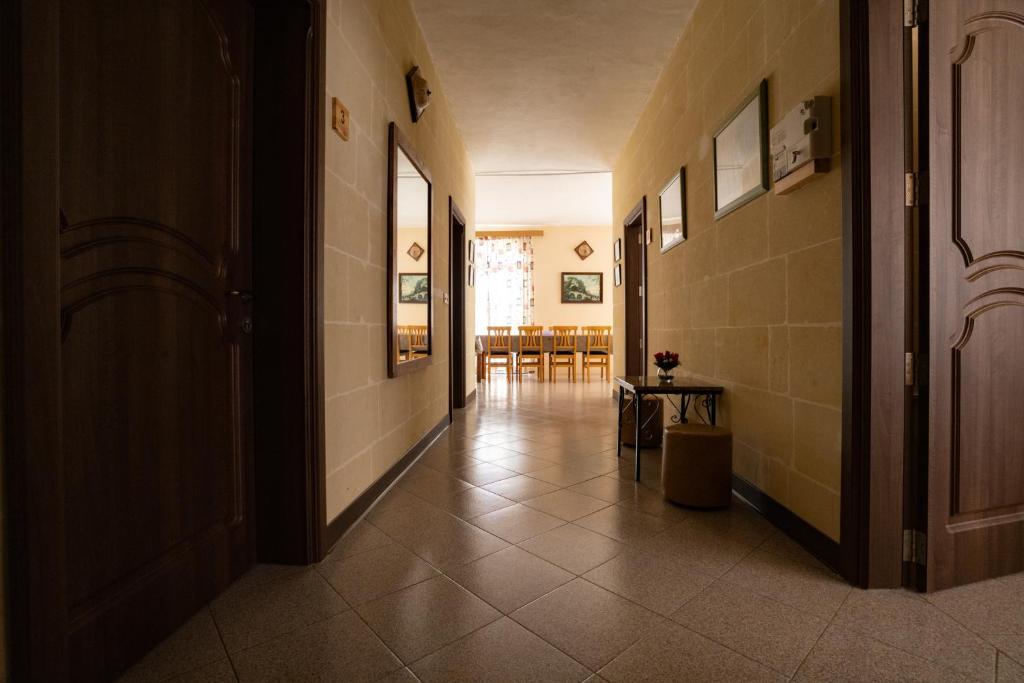 Fotografie z fotogalerie ubytování Sunset Seaview Apartments v destinaci Marsalforn