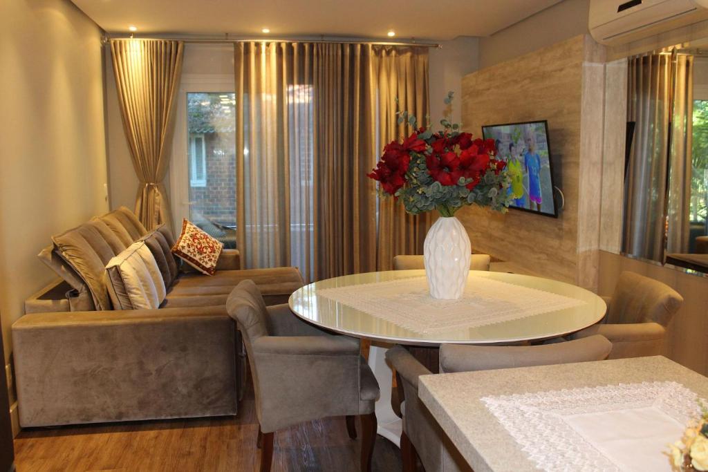 LOFT GRAMADO 206: SUÍTE + DEMI-SUÍTE JUNTO À RUA COBERTA!  LOFT GRAMADO 206: SUÍTE + DEMI-SUÍTE JUNTO À RUA COBERTA!