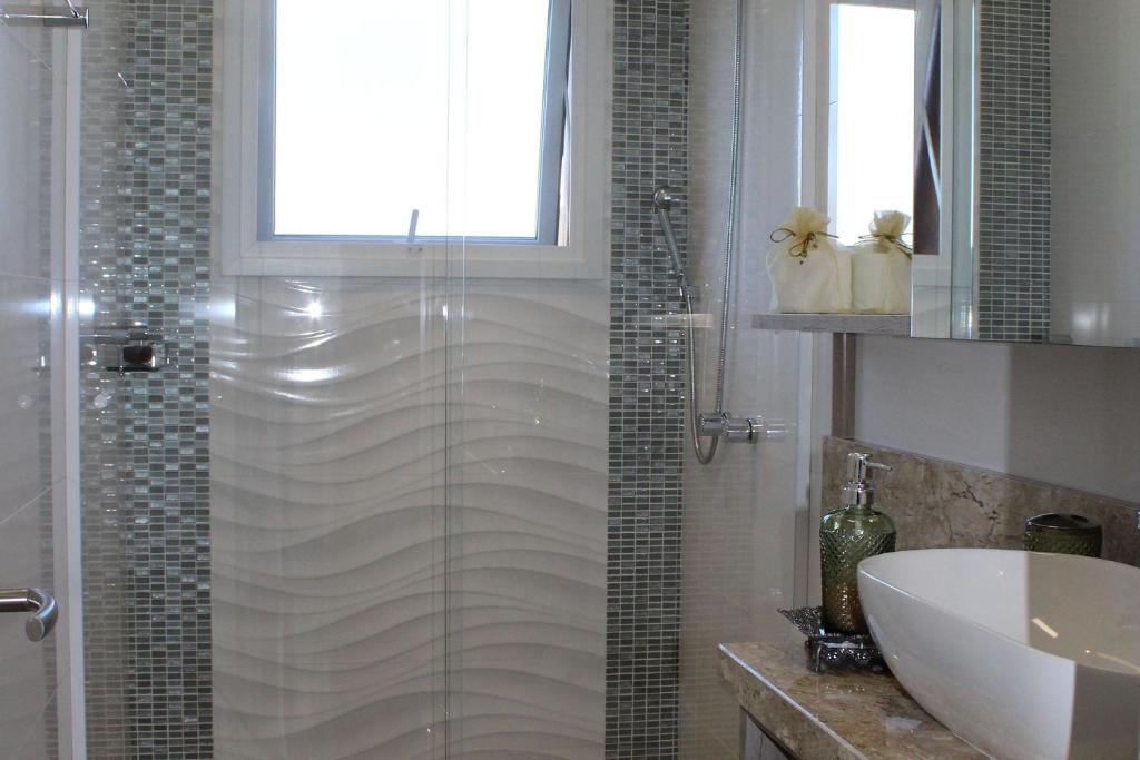 LOFT GRAMADO 206: SUÍTE + DEMI-SUÍTE JUNTO À RUA COBERTA!  LOFT GRAMADO 206: SUÍTE + DEMI-SUÍTE JUNTO À RUA COBERTA!