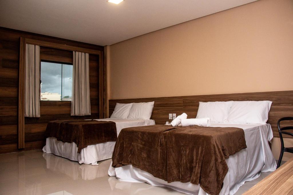  INACIO'S PLAZA HOTEL