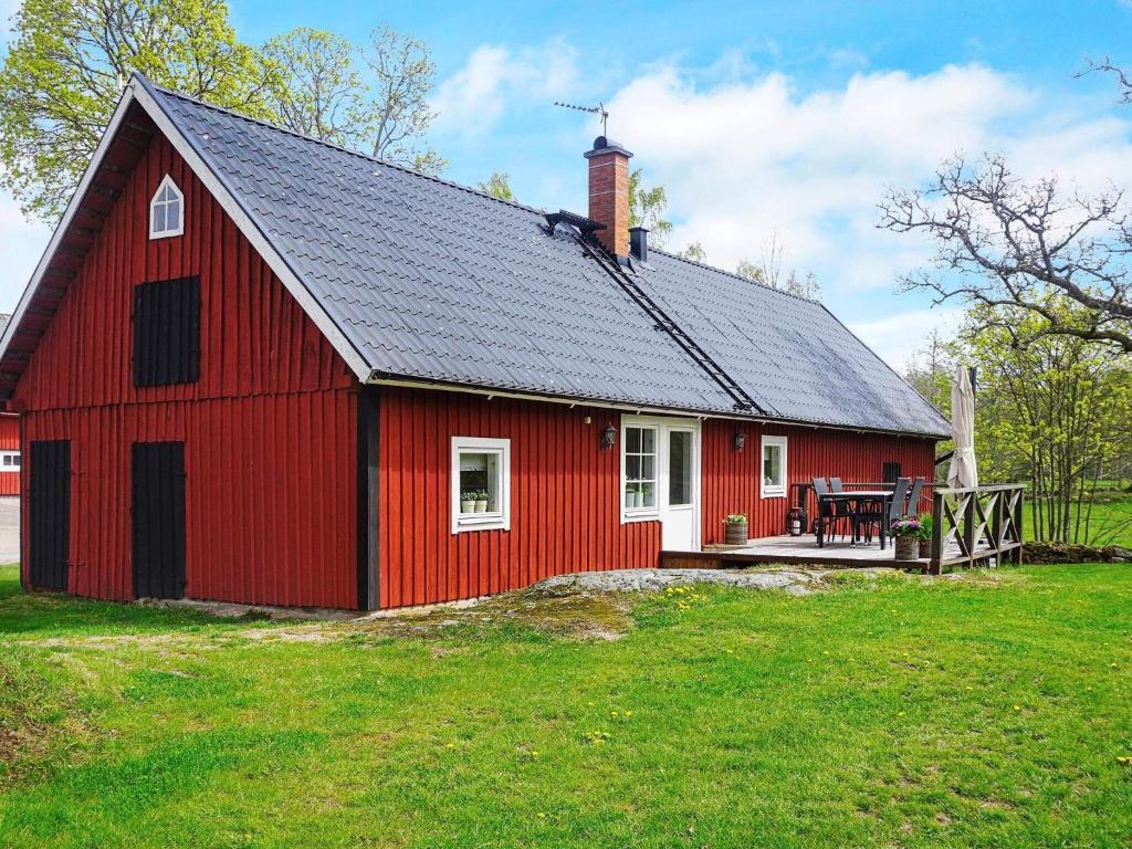 Hoone, kus puhkemaja asub