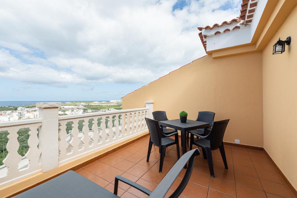 Balkón alebo terasa v ubytovaní Costa Verde - Nature Views Terrace - Parking