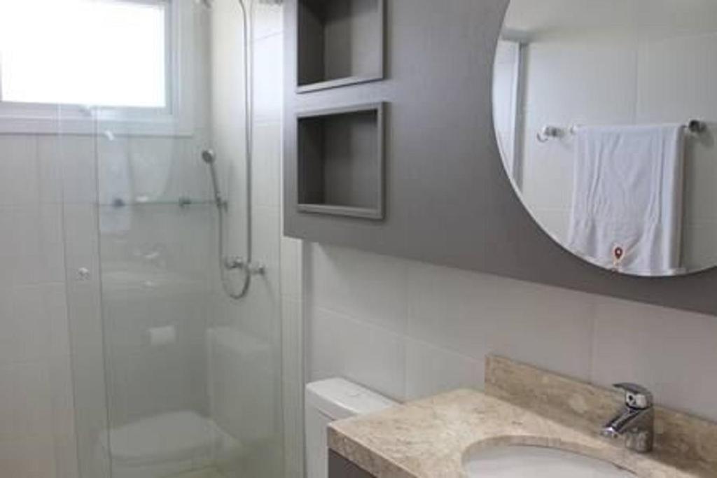 ALTOS 201A - 3 DORM. JUNTO À ALDEIA DO PAPAI NOEL!  ALTOS 201A - 3 DORM. JUNTO À ALDEIA DO PAPAI NOEL!