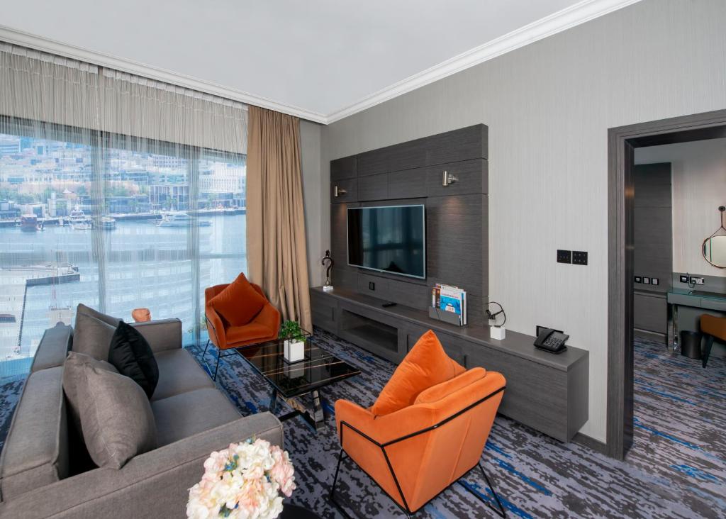 Edge Creekside Hotel - Resim 33