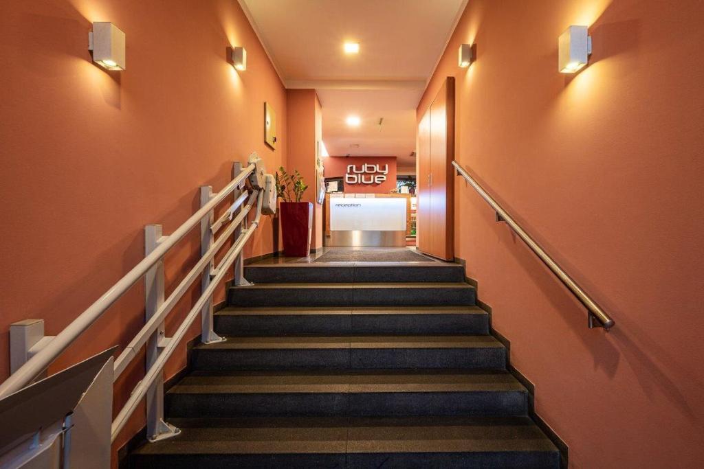 Ruby Blue - Resim 35