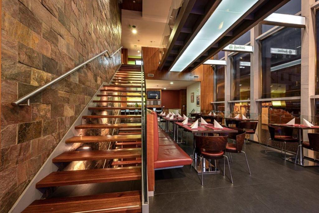 Ruby Blue - Resim 27