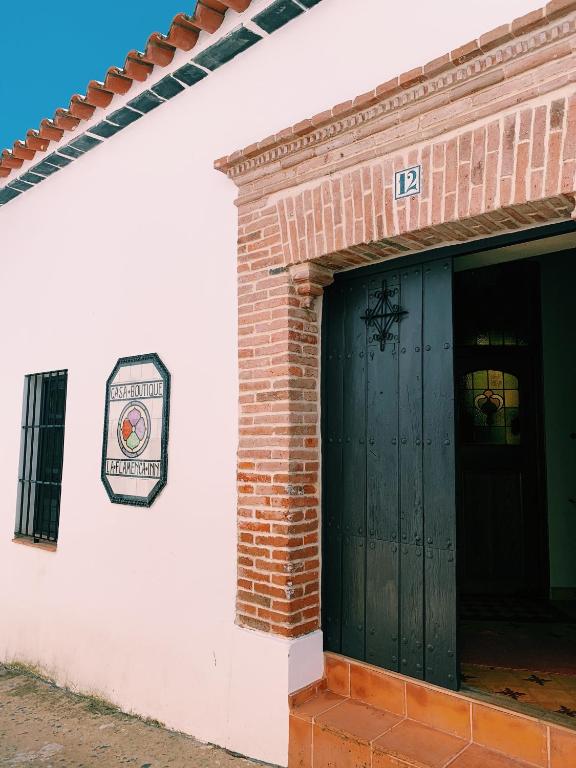Zdjęcie z galerii obiektu La Flamenca Inn w mieście Cortelazor