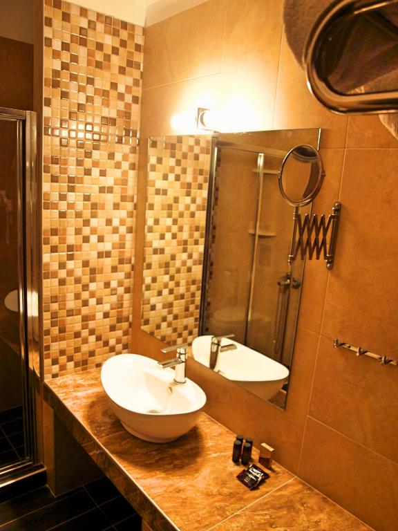 Koupelna v ubytování Fanari Hotel