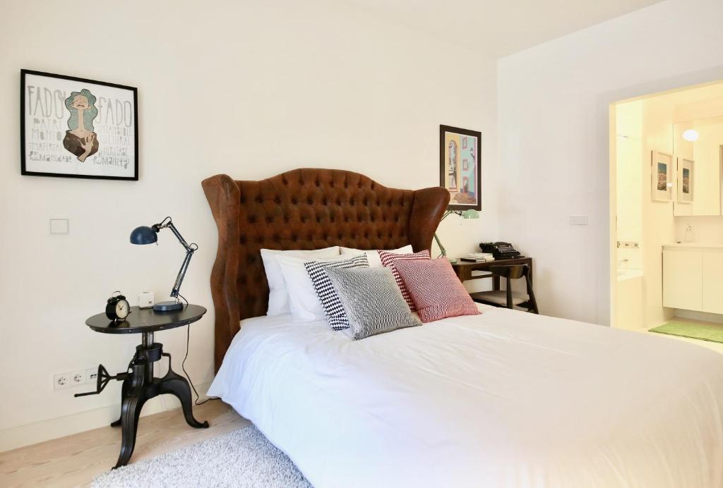 Luxury Apartment by MyPlaceForYou, very quiet, close to Time Out Market Lisbon - 17