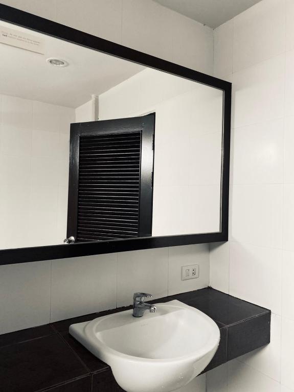J Hotel - Resim 3