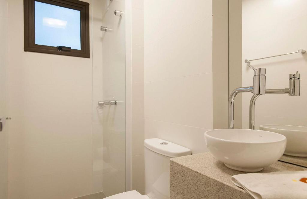  ALLURE 103 - 2 DORM. JUNTO AO LAGO DO NATAL LUZ!