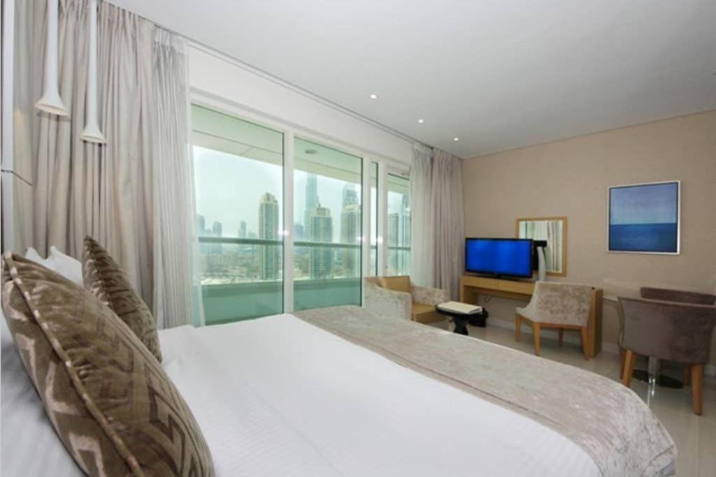 Apartment DAMAC MAISON CANAL VIEWS, Dubai, UAE - Booking.com