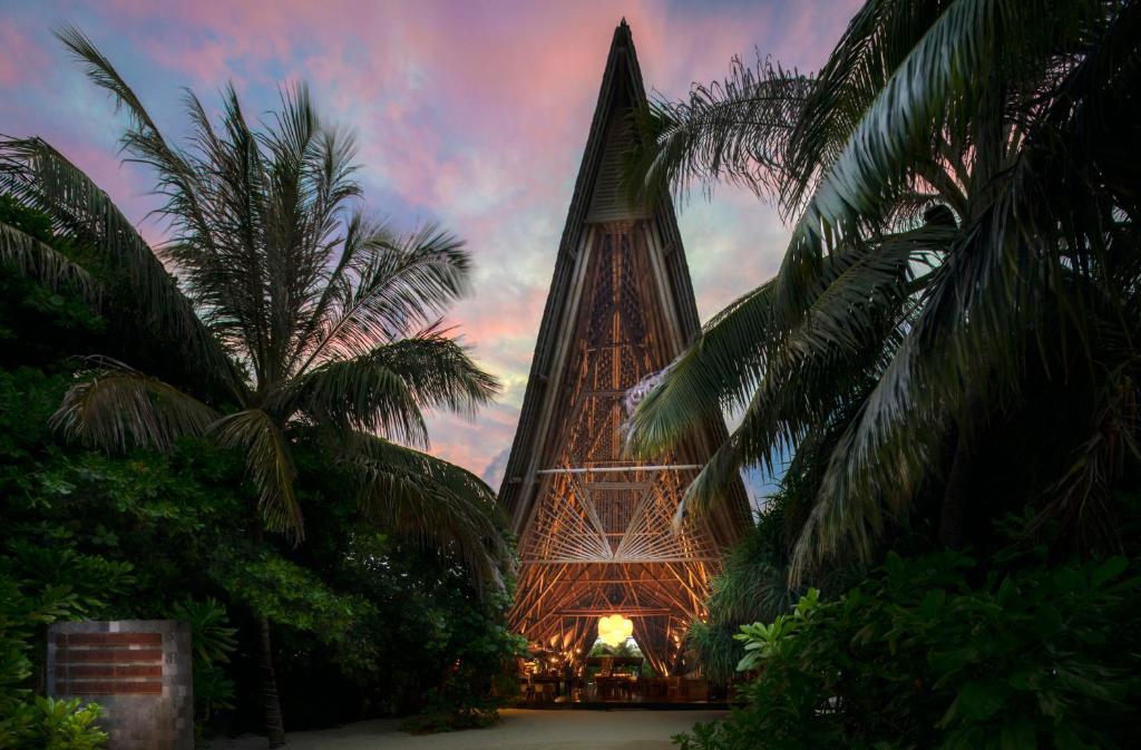 Kuredhivaru Resort and Spa - Maldives - 5