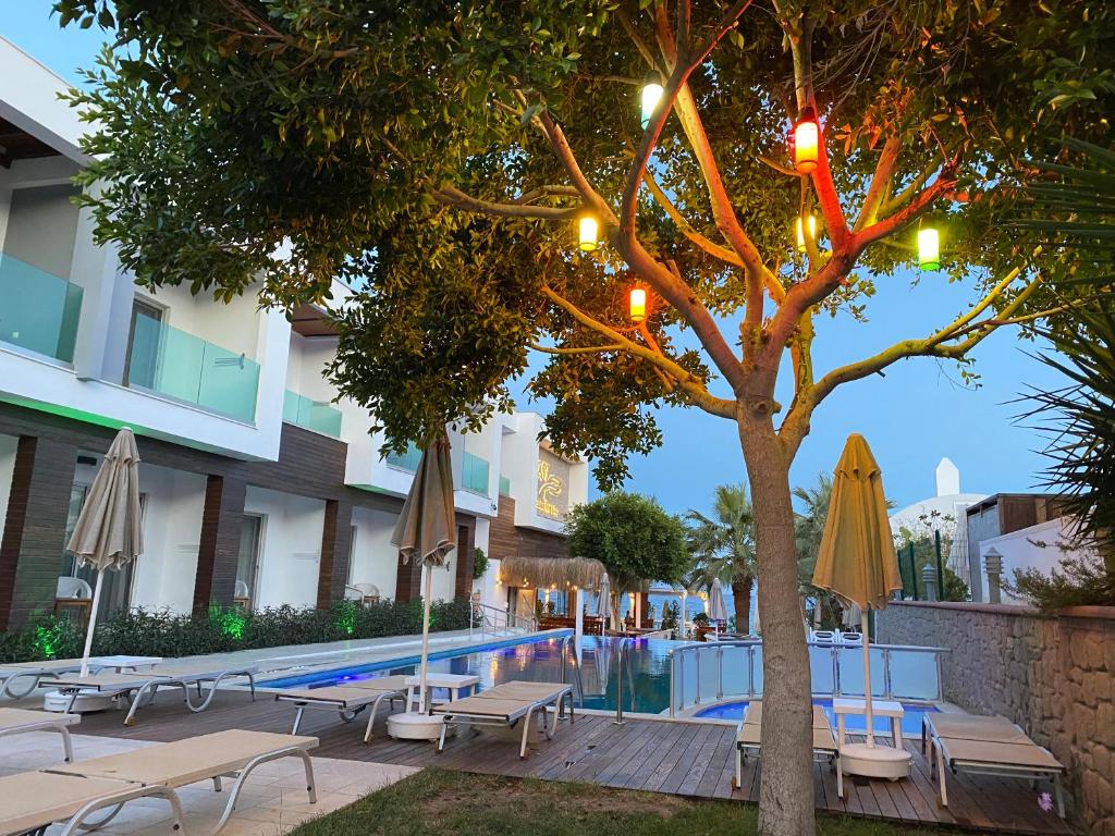 Zest Exclusive Hotel