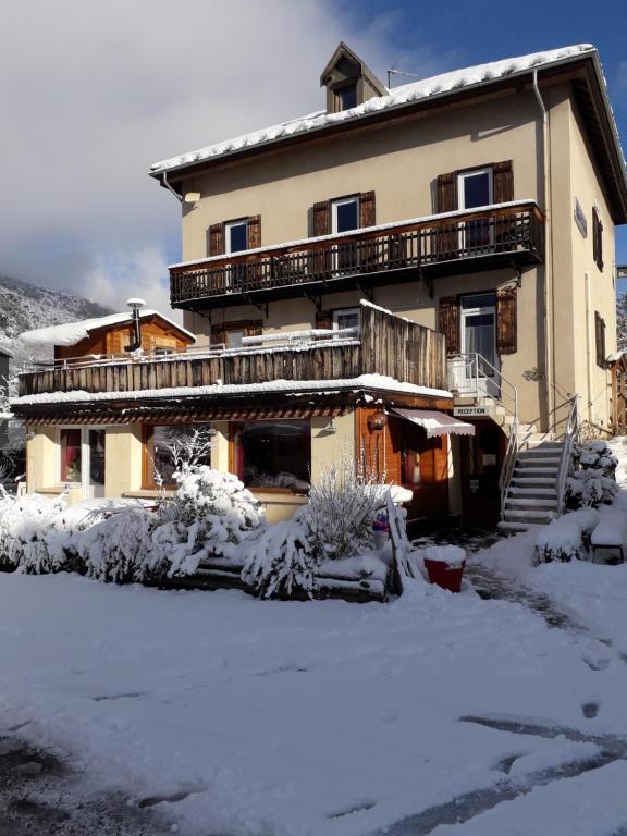 Pension Saint Antoine v zimě