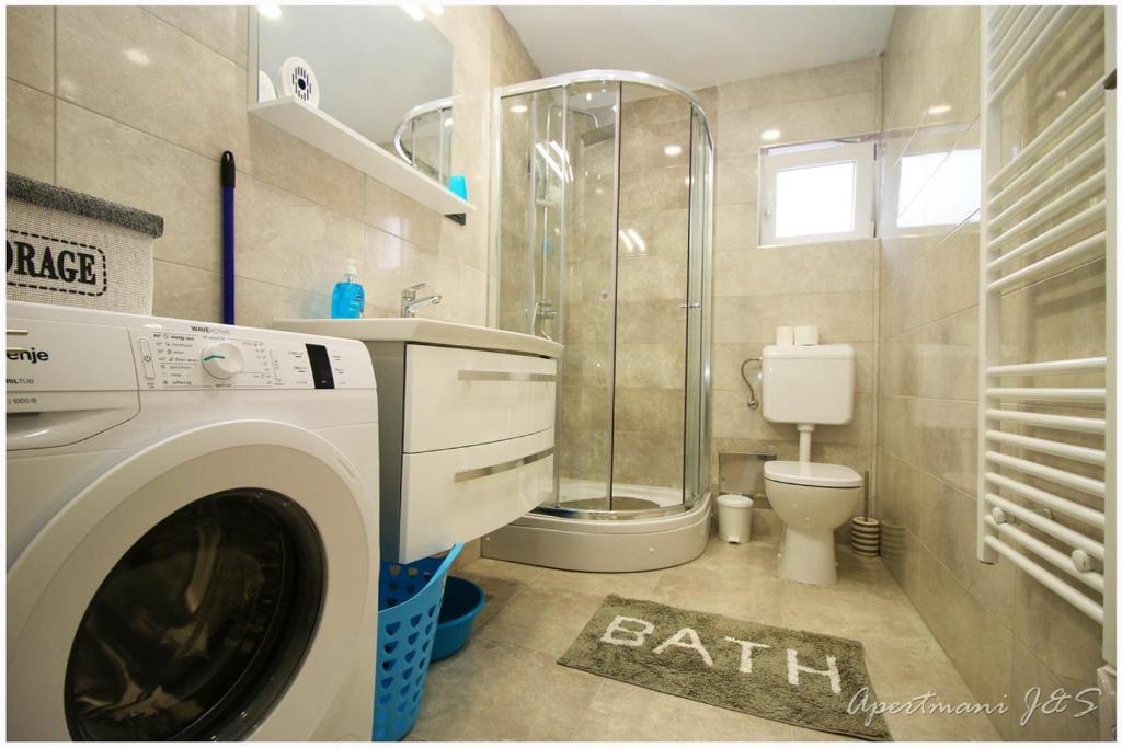 Koupelna v ubytování Apartmani Jere&Sara