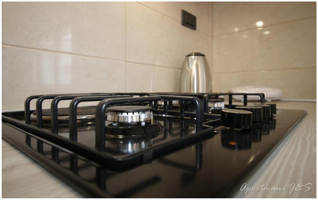 Kuchyň nebo kuchyňský kout v ubytování Apartmani Jere&Sara