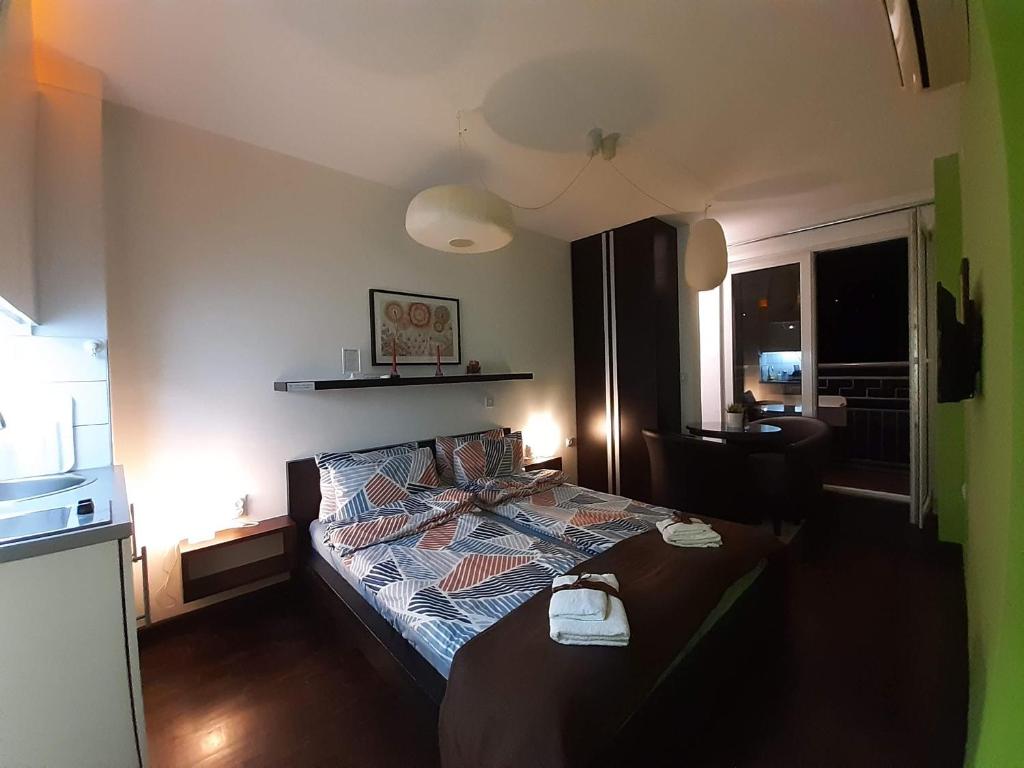 Dimar Apartments - Studio Apartment