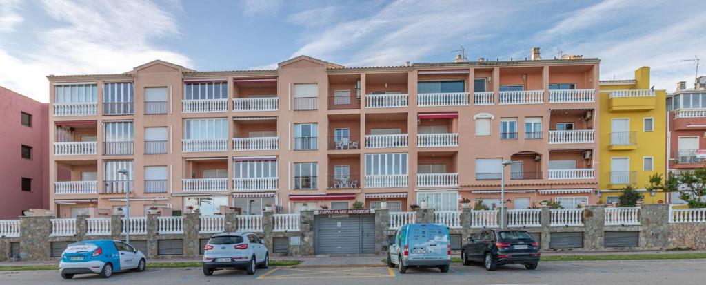 Empurialola -Apartamento en primera linea de mar -163 ...