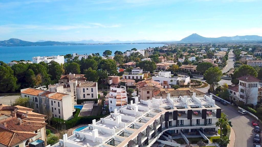 LA PERLA GOLD, Port de Pollensa – Updated 2023 Prices