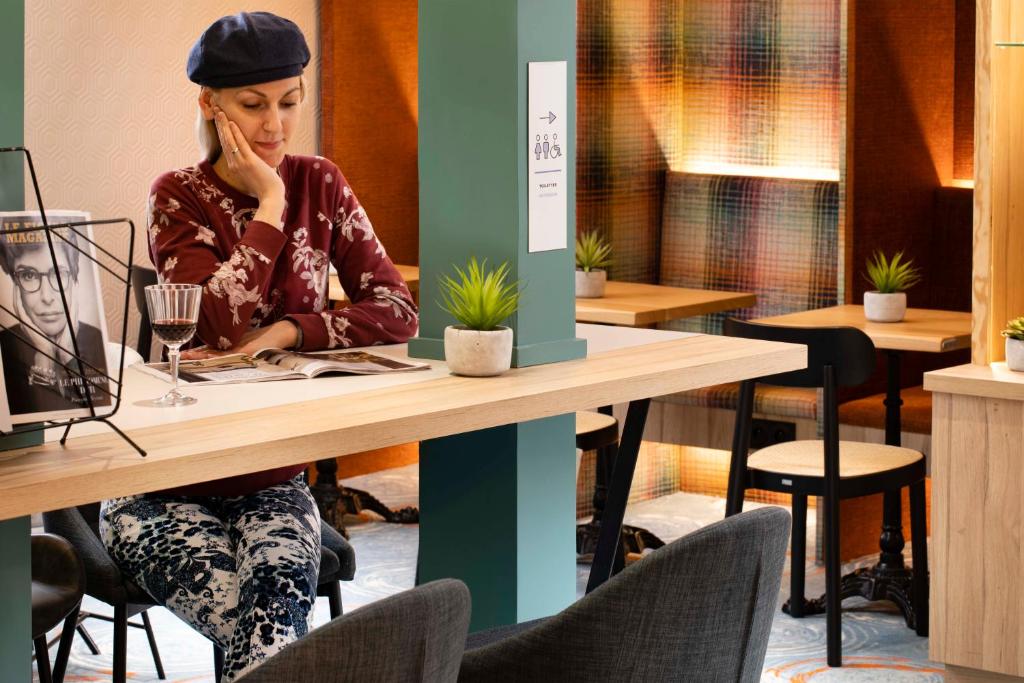 Gosti u objektu Hotel Locomo - Gare de Lyon Bastille