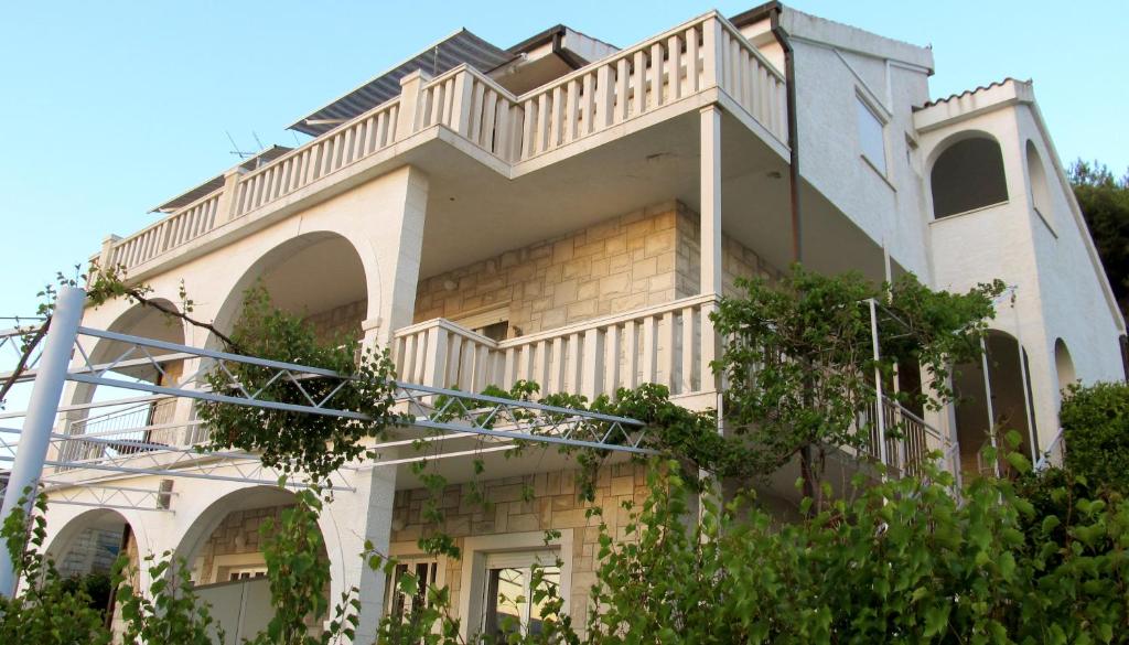 Budova, v ktorej sa apartmán nachádza
