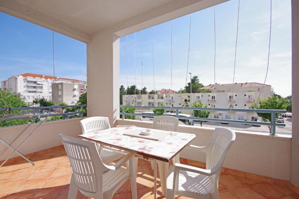 Balkón alebo terasa v ubytovaní Apartmani Srzic