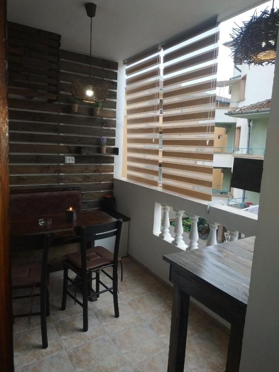 Kuchyň nebo kuchyňský kout v ubytování Rali Apartments