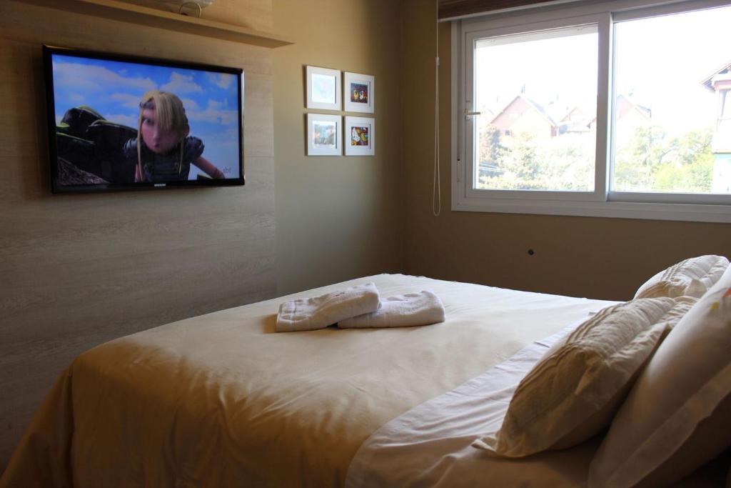 GARIBALDI 401A - 3 DORMITÓRIOS JUNTO À RUA COBERTA  GARIBALDI 401A - 3 DORMITÓRIOS JUNTO À RUA COBERTA