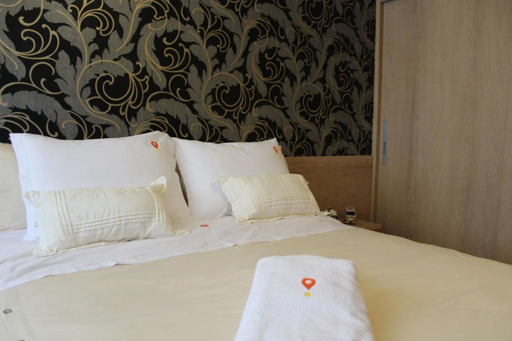 GARIBALDI 401A - 3 DORMITÓRIOS JUNTO À RUA COBERTA  GARIBALDI 401A - 3 DORMITÓRIOS JUNTO À RUA COBERTA