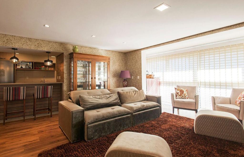 GARIBALDI 401A - 3 DORMITÓRIOS JUNTO À RUA COBERTA  GARIBALDI 401A - 3 DORMITÓRIOS JUNTO À RUA COBERTA