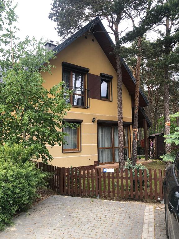 Budova, v ktorej sa dovolenkový dom nachádza