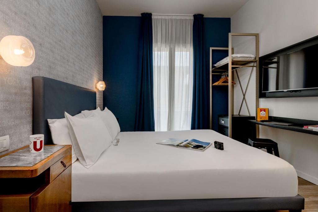 
Basic Double Room with Balcony
