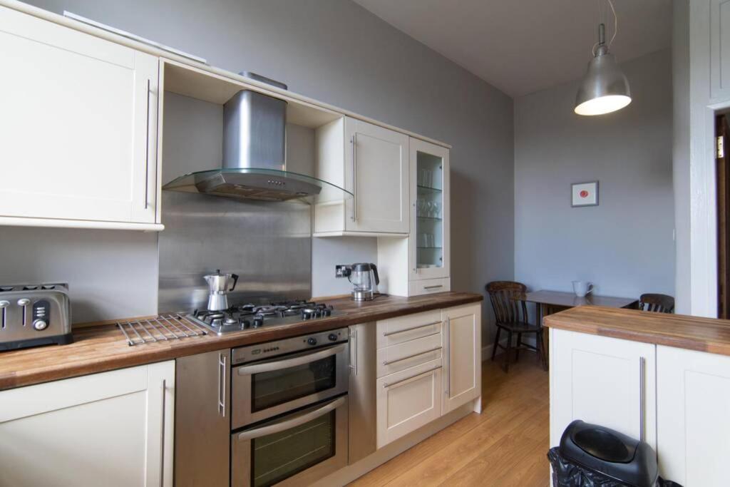 Tramway apartment 2 bed Glasgow