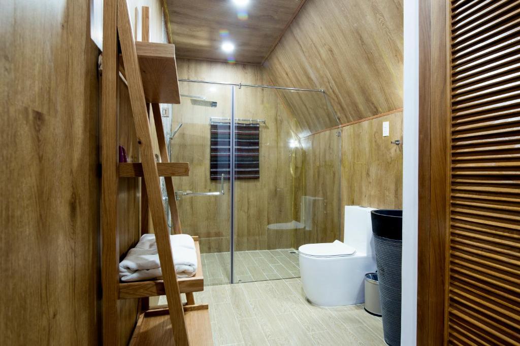 Koupelna v ubytování TTC Dreamy Hill Resort - Unlimited Access to TTC World - Thung Lung Tinh Yeu