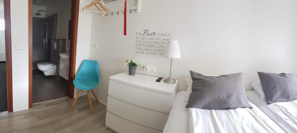 Postel nebo postele na pokoji v ubytování Apotek Guesthouse