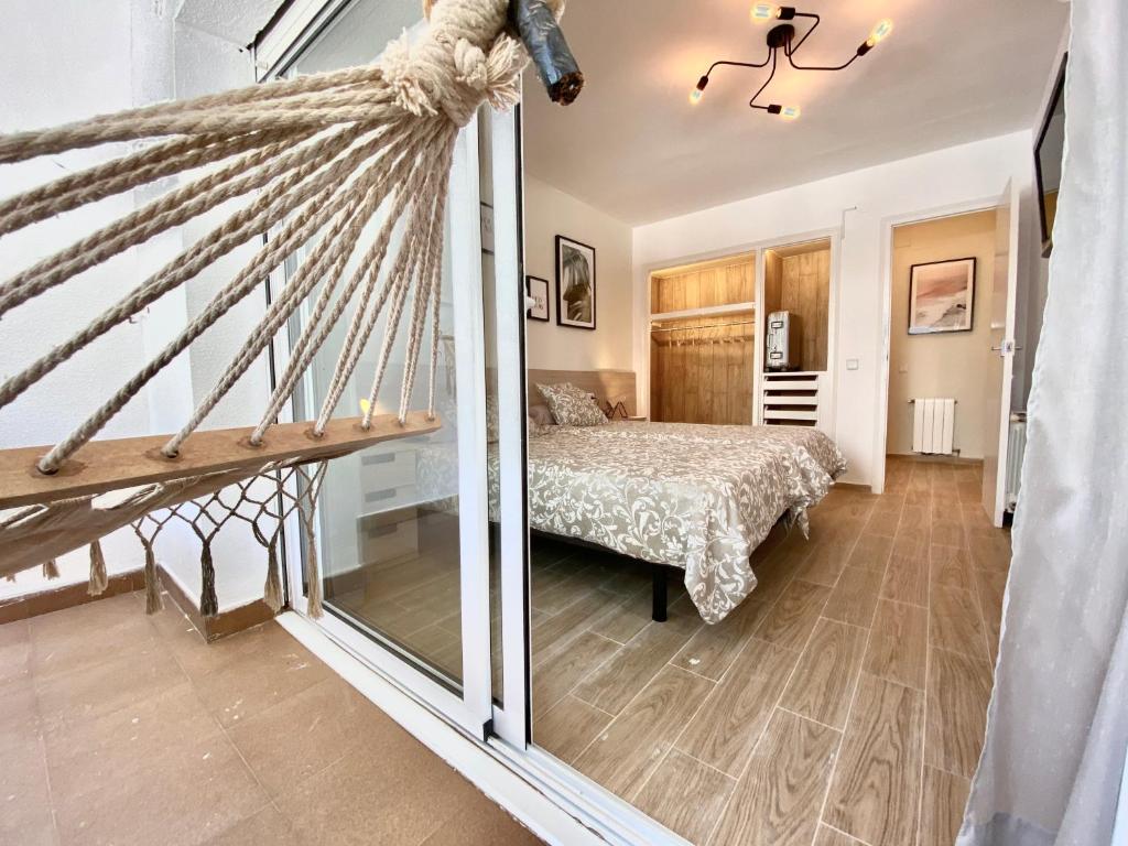 Cama o camas de una habitación en Habitat Barcelona Apartment