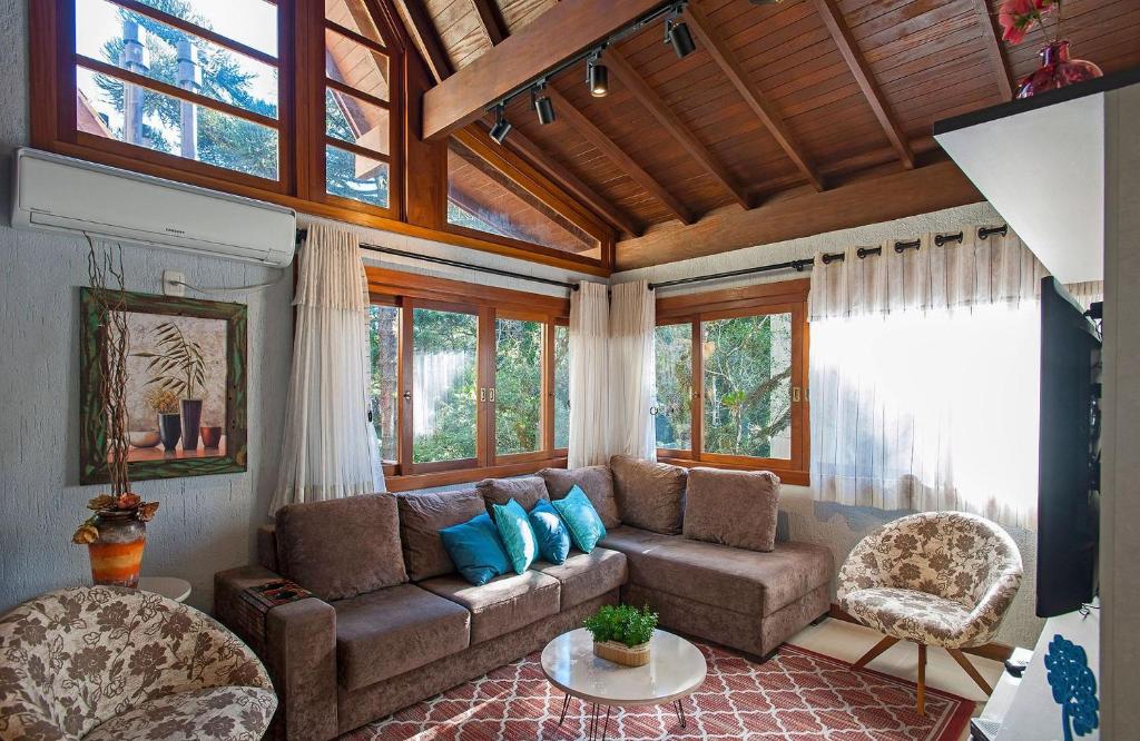 VILLA 306 - COBERTURA 3 DORM. EM COND. C/ PISCINA JUNTO AO CENTRO  VILLA 306 - COBERTURA 3 DORM. EM COND. C/ PISCINA JUNTO AO CENTRO