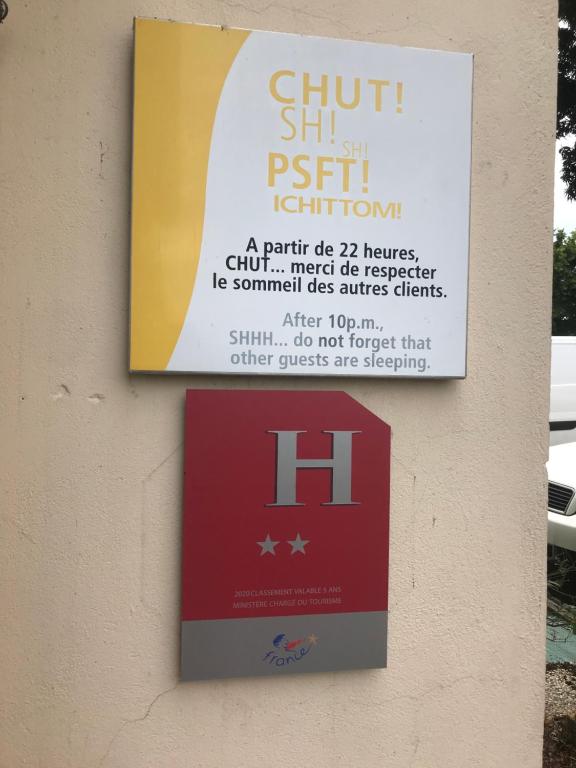 Certifikát, hodnocení, plakát nebo jiný dokument vystavený v ubytování Première Classe Metz Nord - Talange