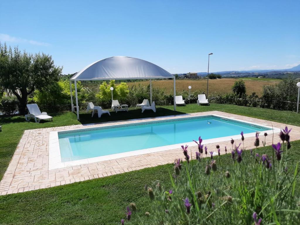I Tre Laghi Countryhouse 14 posti letti Cottage 10 posti letti - Holiday Home