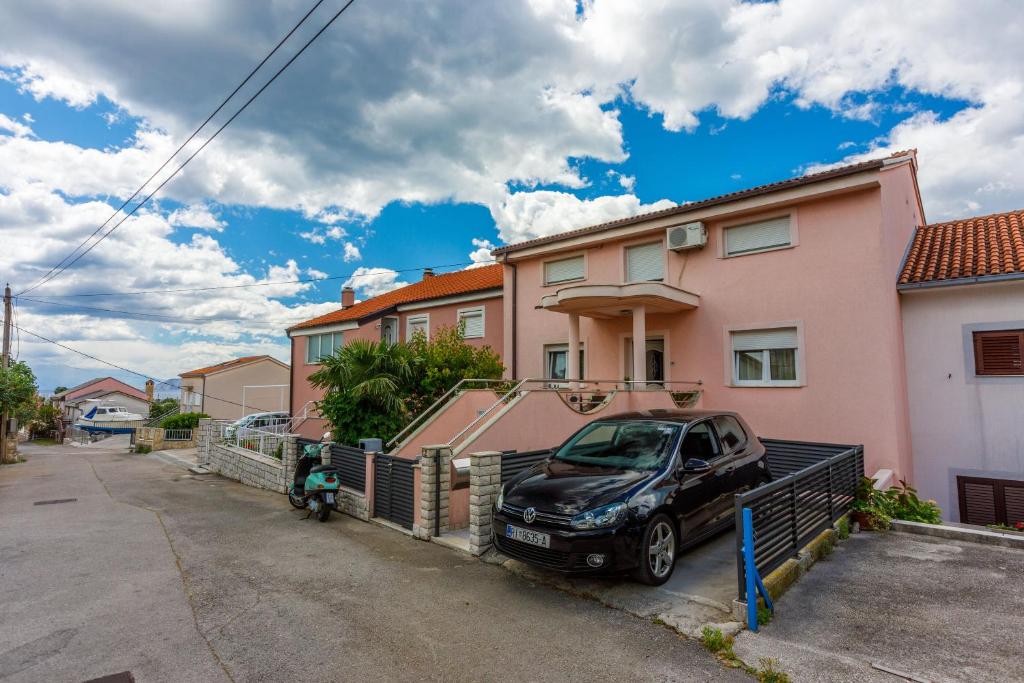 Budova, kde se apartmán nachází
