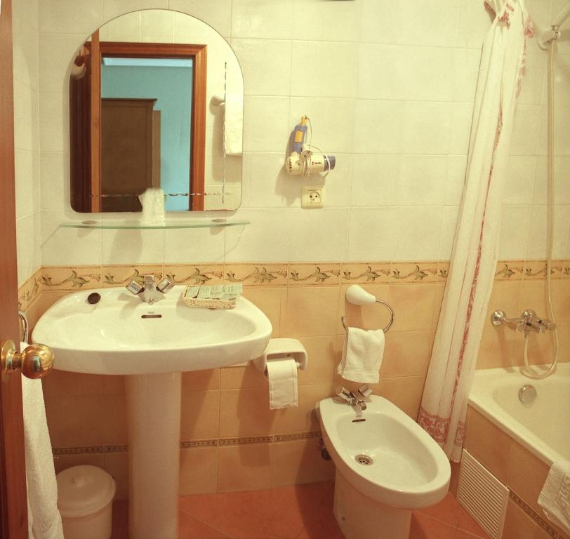 Casa Manoli Luarca - Superior Double Or Twin Room
